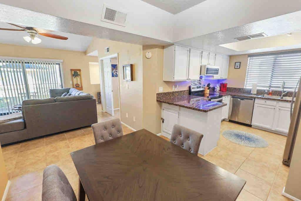 The Cool Cactus Condo With Pool And Jacuzzi 템피 외부 사진